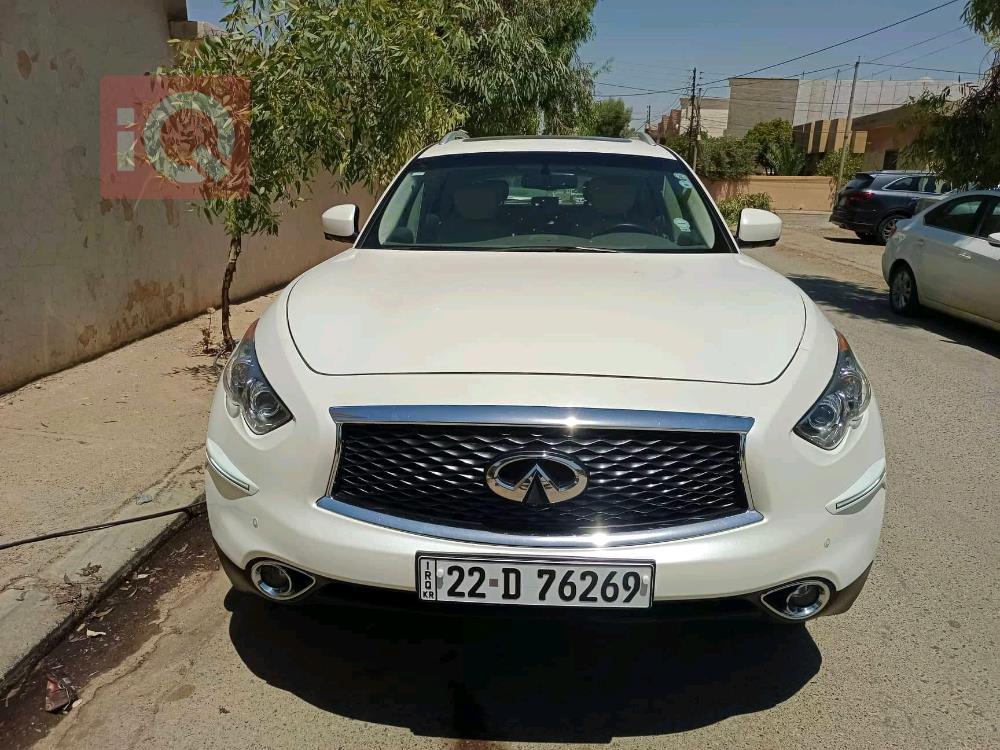 انفنتي QX70